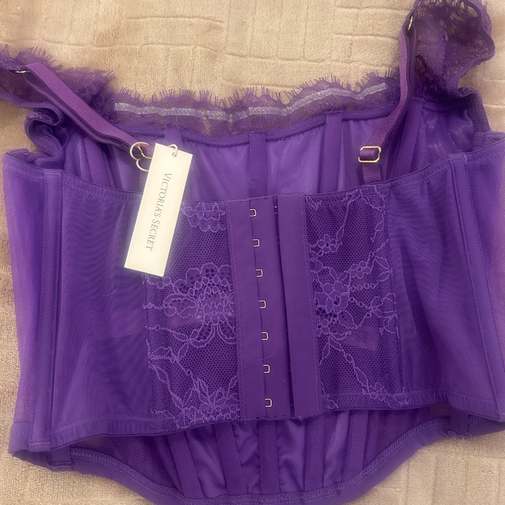 Bustier - Picture 2 of 2